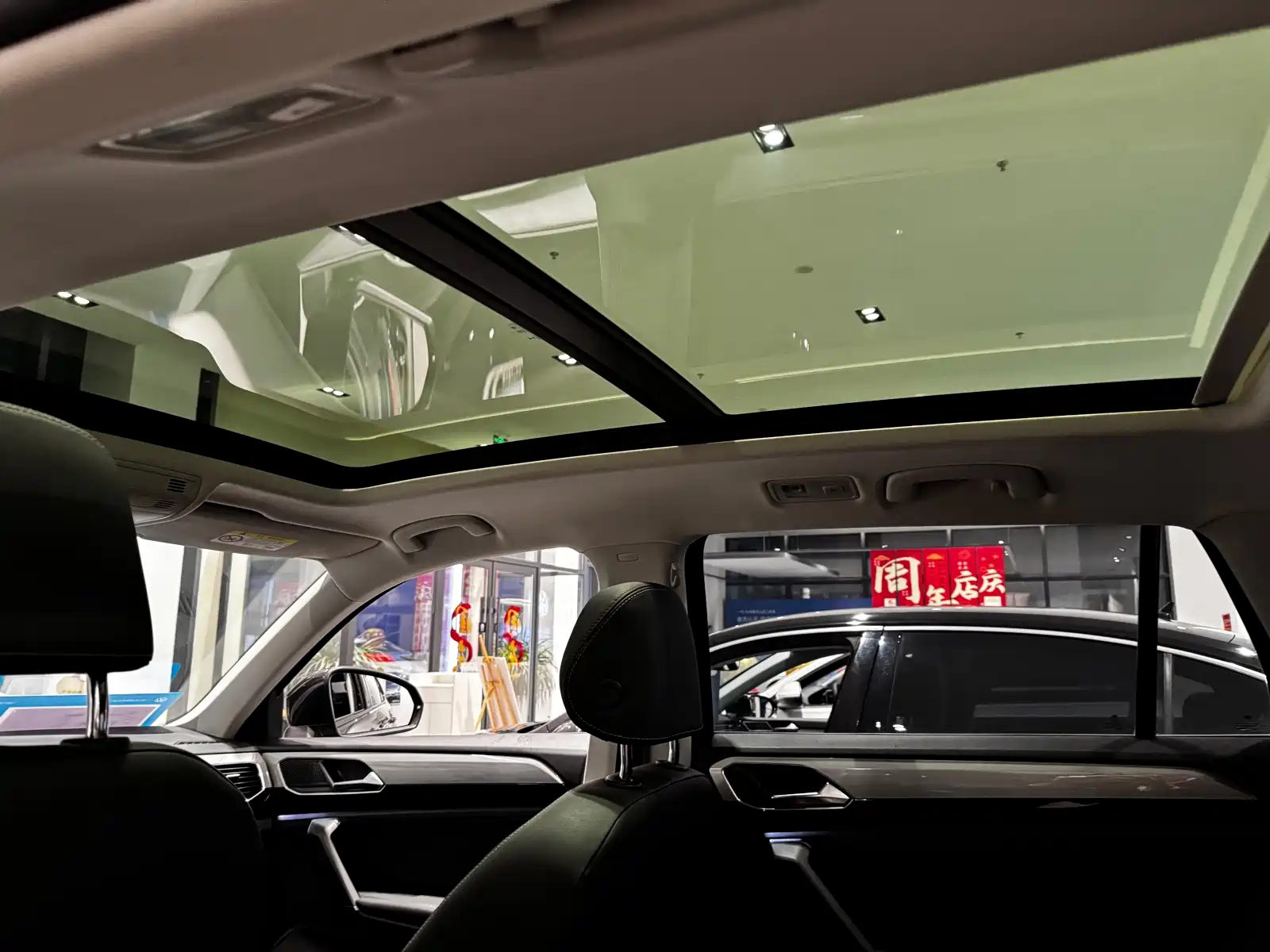 صورة 15 - Volkswagen Tayron