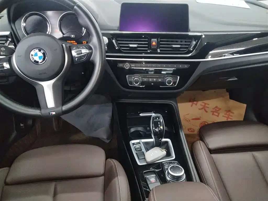 BMW 1-SERIES