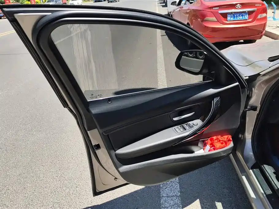 BMW 3 Series 2017 320Li xDrive Fashion фото 7