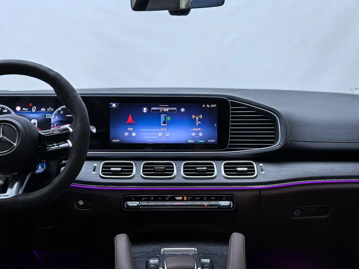 Mercedes-Benz GLE 2024 GLE 450 4MATIC Luxury фото 14