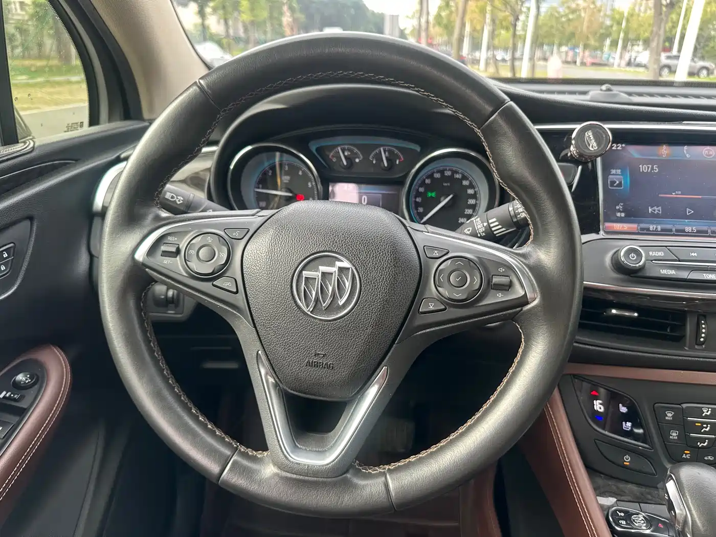Buick Envision Plus 2016 28T 4WD Luxury фото 17