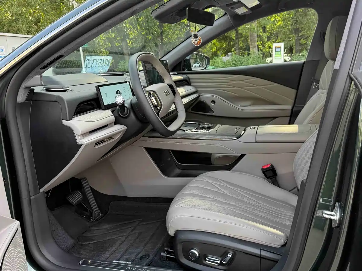 Geely Galaxy Galaxy Xingyao 8 2026 2025 130km EM-P Starship Edition