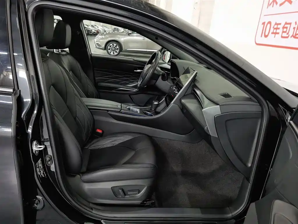 Toyota Avalon 2023 Hybrid 2.5L XLE Premium Edition фото 23