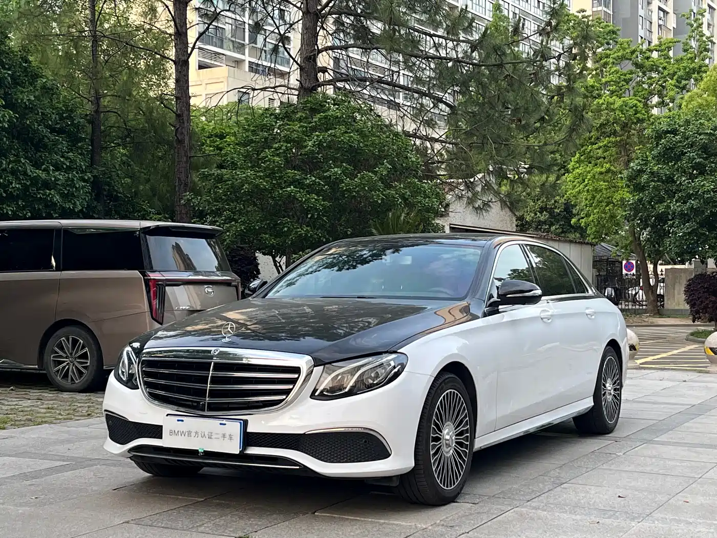 Mercedes-Benz E-Class 2020 E 300 L Luxury Model фото 15