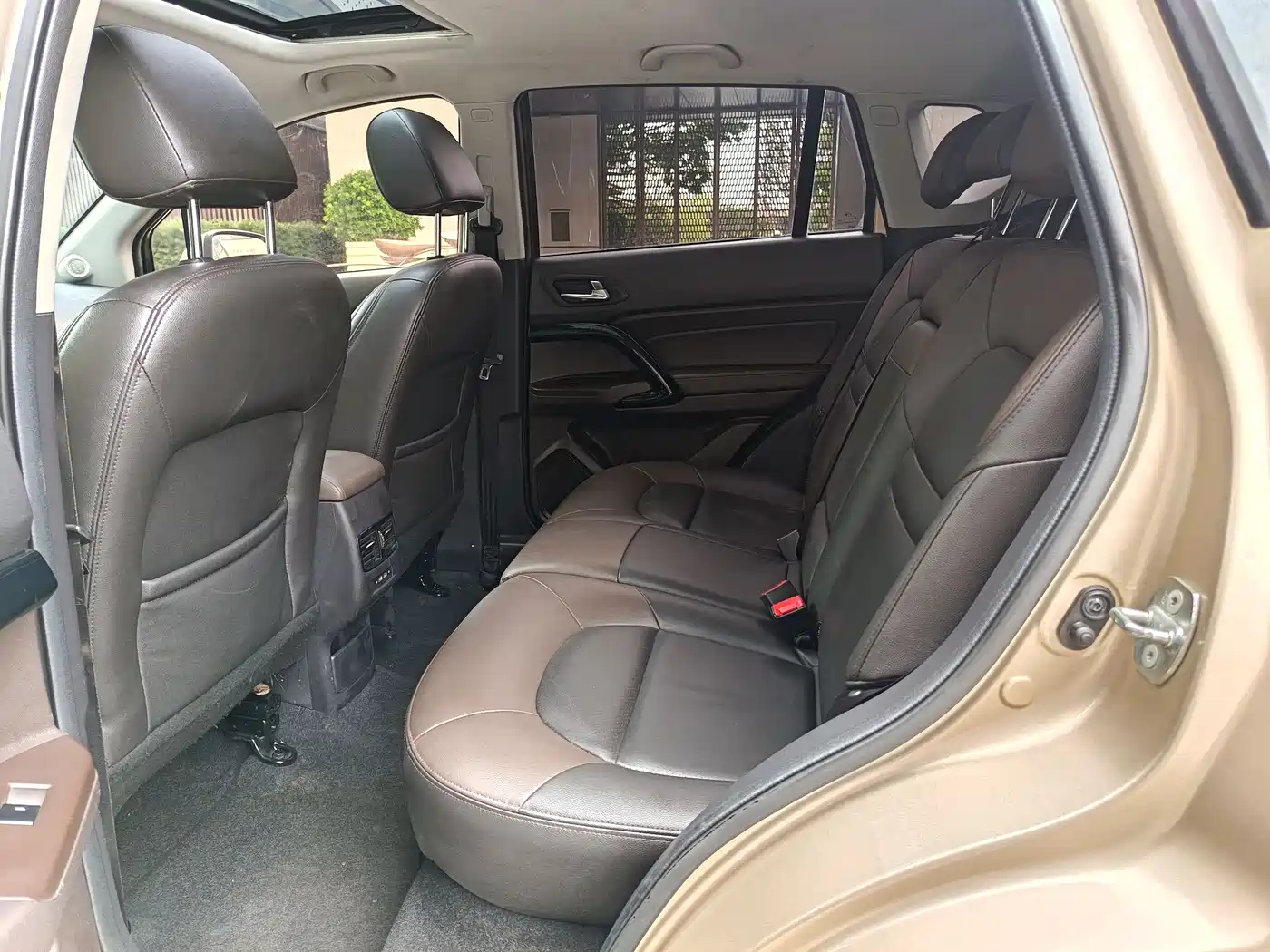GAC Trumpchi Trumpchi GS4 2017 235T Automatic 2WD Luxury Smart Connected Edition фото 6