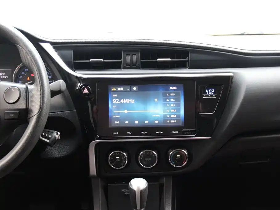 Toyota Corolla 2017 Facelift 1.2T S-CVT GL-i фото 16