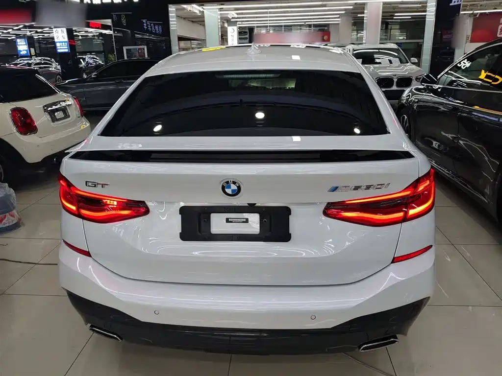 BMW 6 Series GT 2022 Model 630i M Sport Package фото 4
