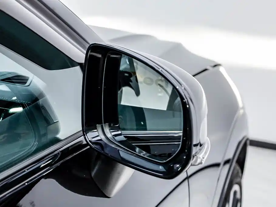 Volvo XC60 Plug-in Hybrid 2024 2024 T8 PHEV Long Range AWD Polar Night Edition