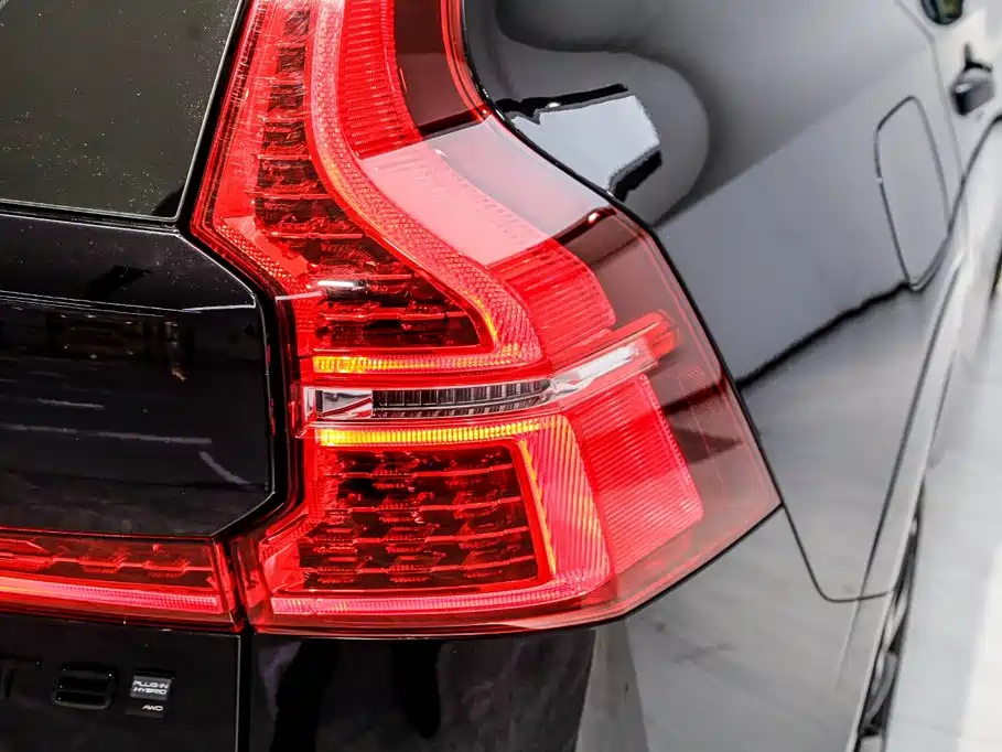 Volvo XC60 Plug-in Hybrid 2024 2024 T8 PHEV Long Range AWD Polar Night Edition