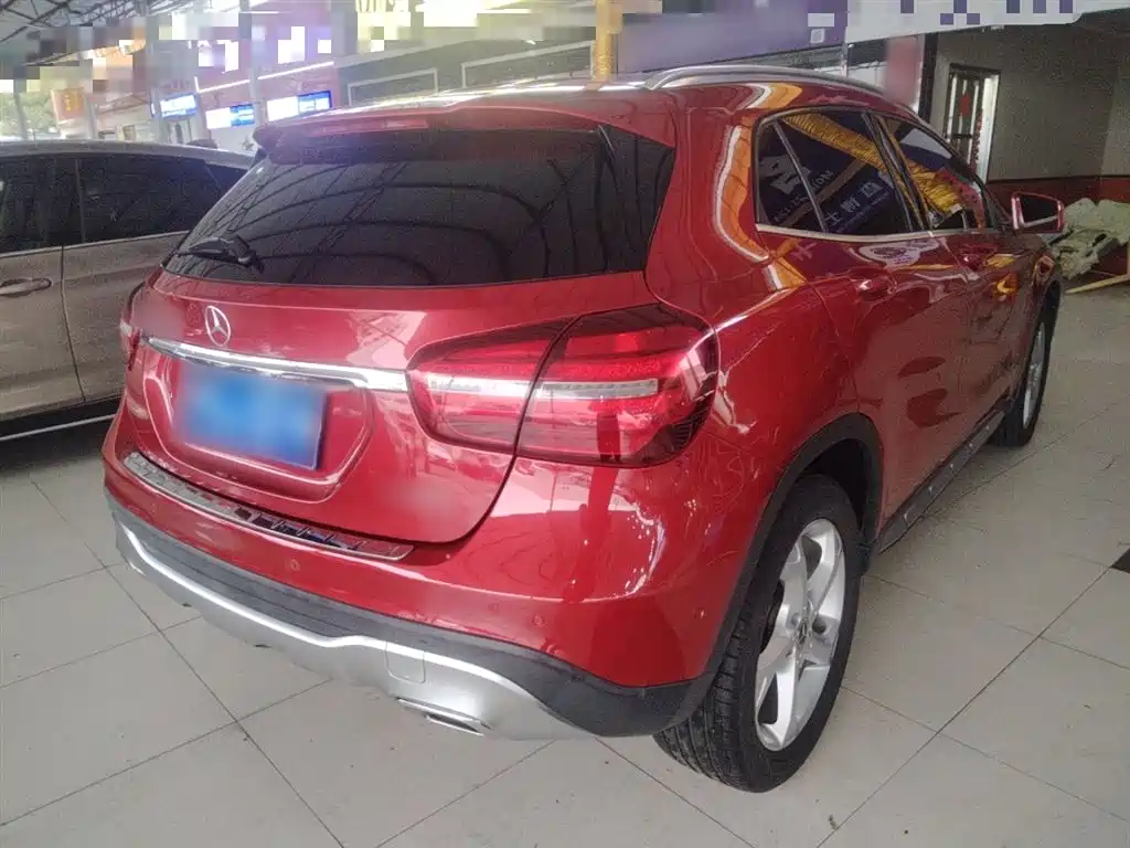 Mercedes-Benz GLA 2018 GLA 200 Dynamic фото 5