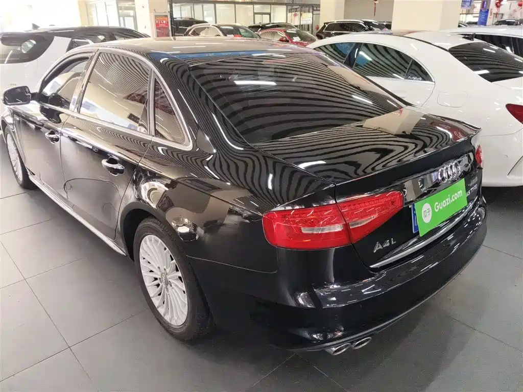 Audi A4L 2016 35 TFSI Collector's Edition S line Comfort фото 21