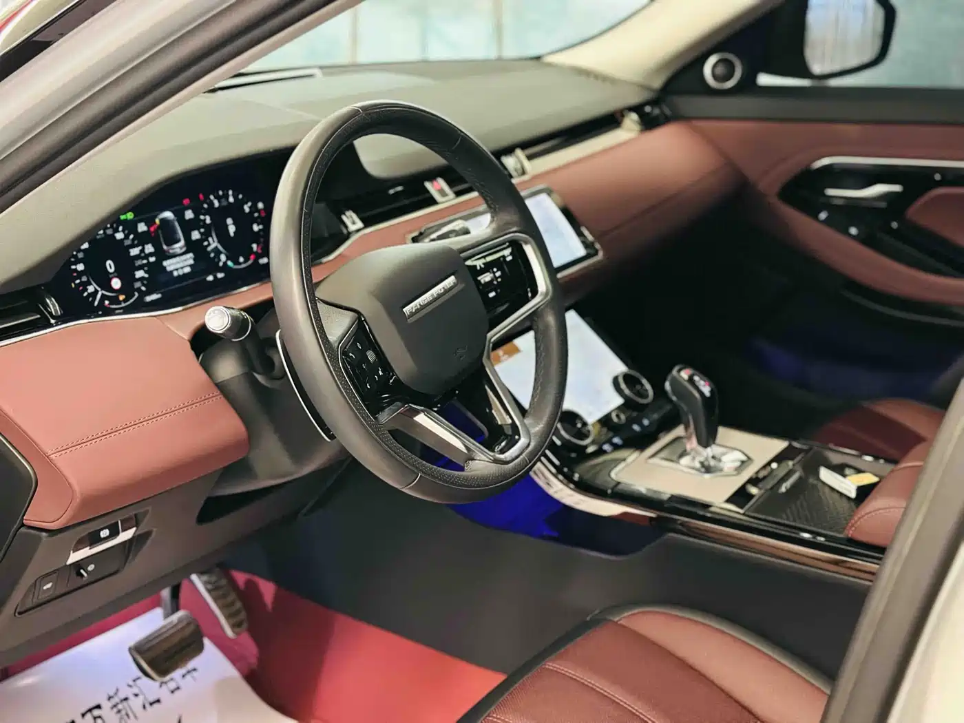 LAND ROVER RANGE ROVER AURORA