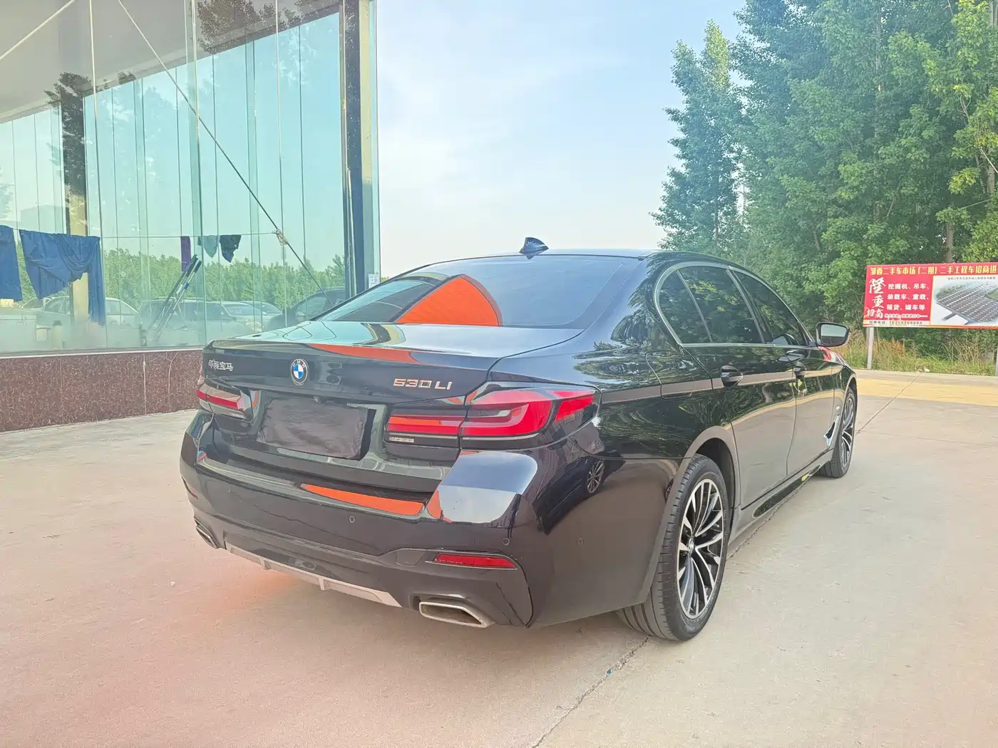 BMW 5 Series 2022 525Li M Sport Package фото 8