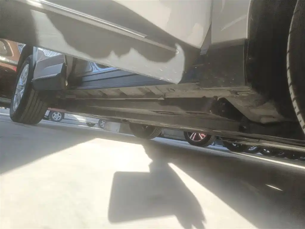 Toyota Wildlander 2020 2.0L CVT FWD Leading Edition фото 21