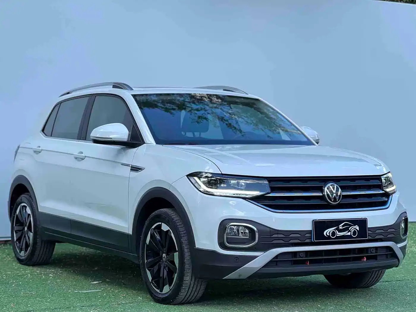 Volkswagen Tanying 2021 1.5L Automatic 30th Anniversary Edition фото 3