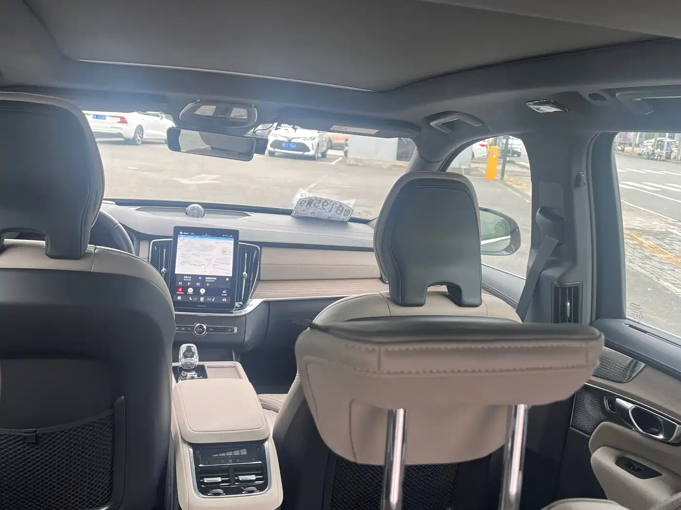 Volvo XC90 Plug-in Hybrid 2025 2025 T8 Smart Premium Luxury 7-Seater
