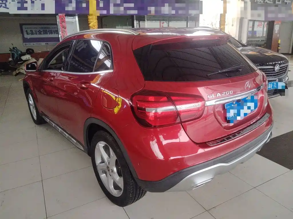 Mercedes-Benz GLA 2018 GLA 200 Dynamic фото 23