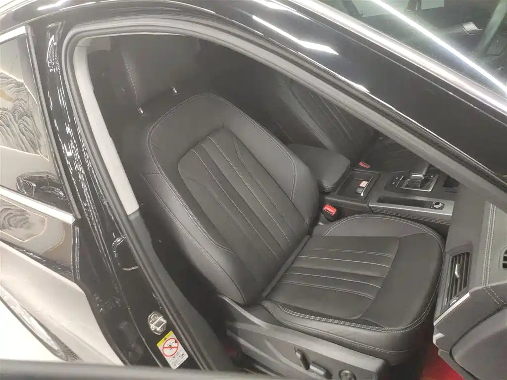 Audi Q5L 2023 40T Fashion Elegance фото 25