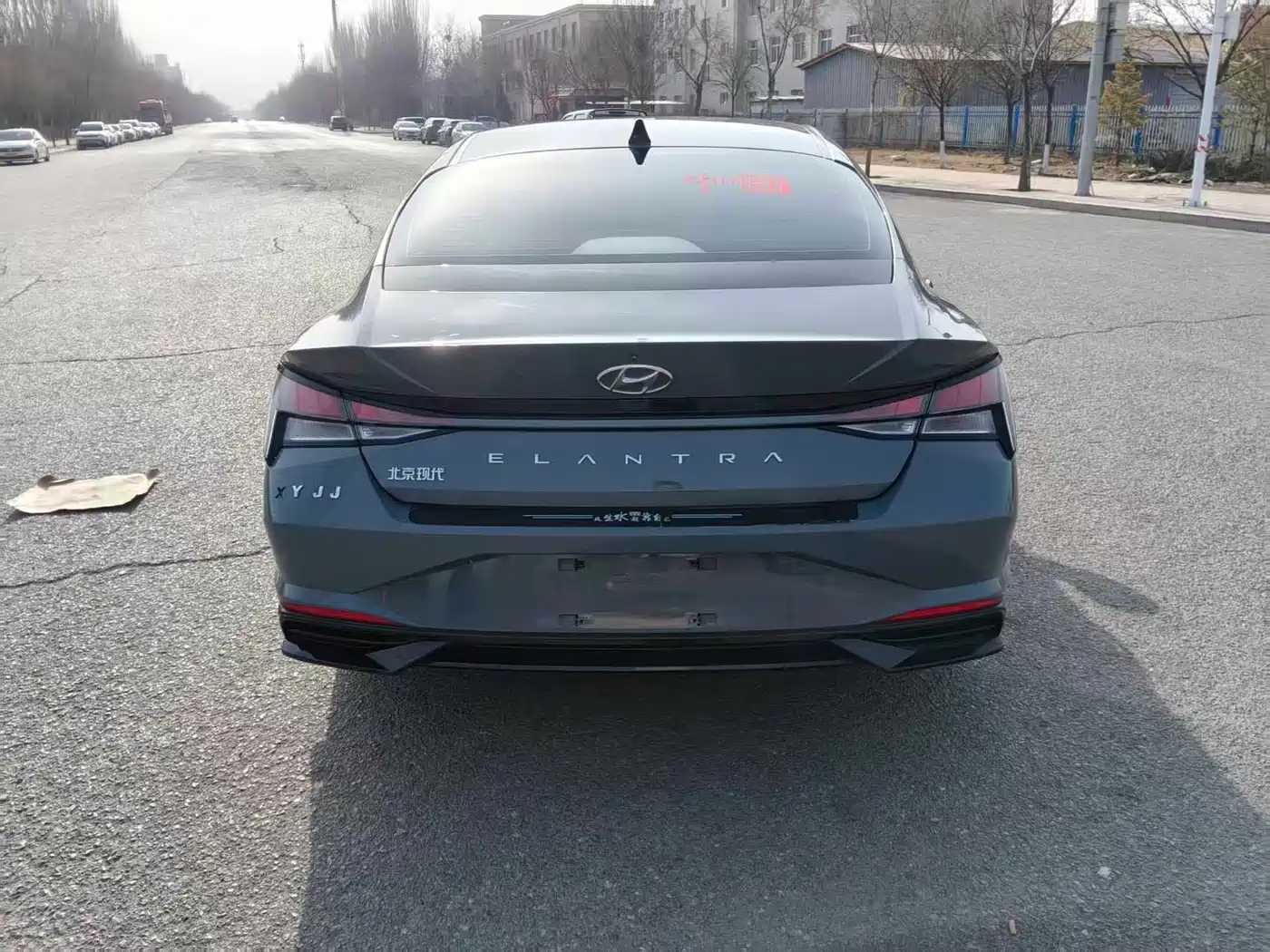 Hyundai Elantra 2021 1.5L CVT LUX Premium Edition фото 8