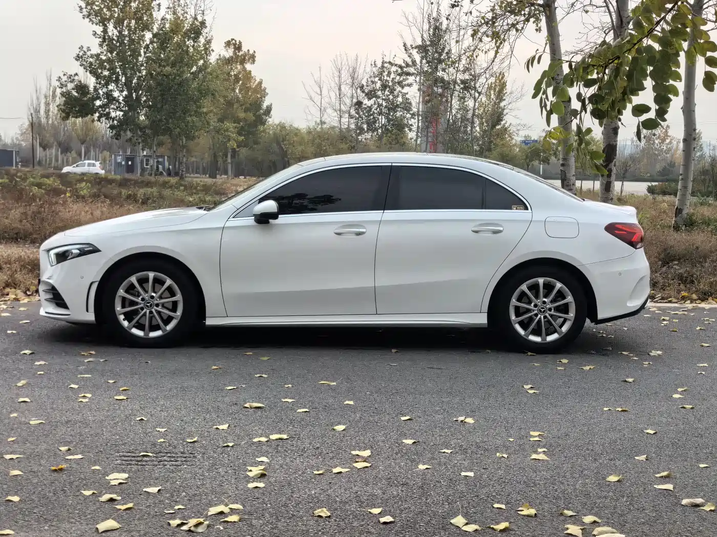 Mercedes-Benz A-Class 2022 A 200 L Sport Sedan Dynamic фото 3