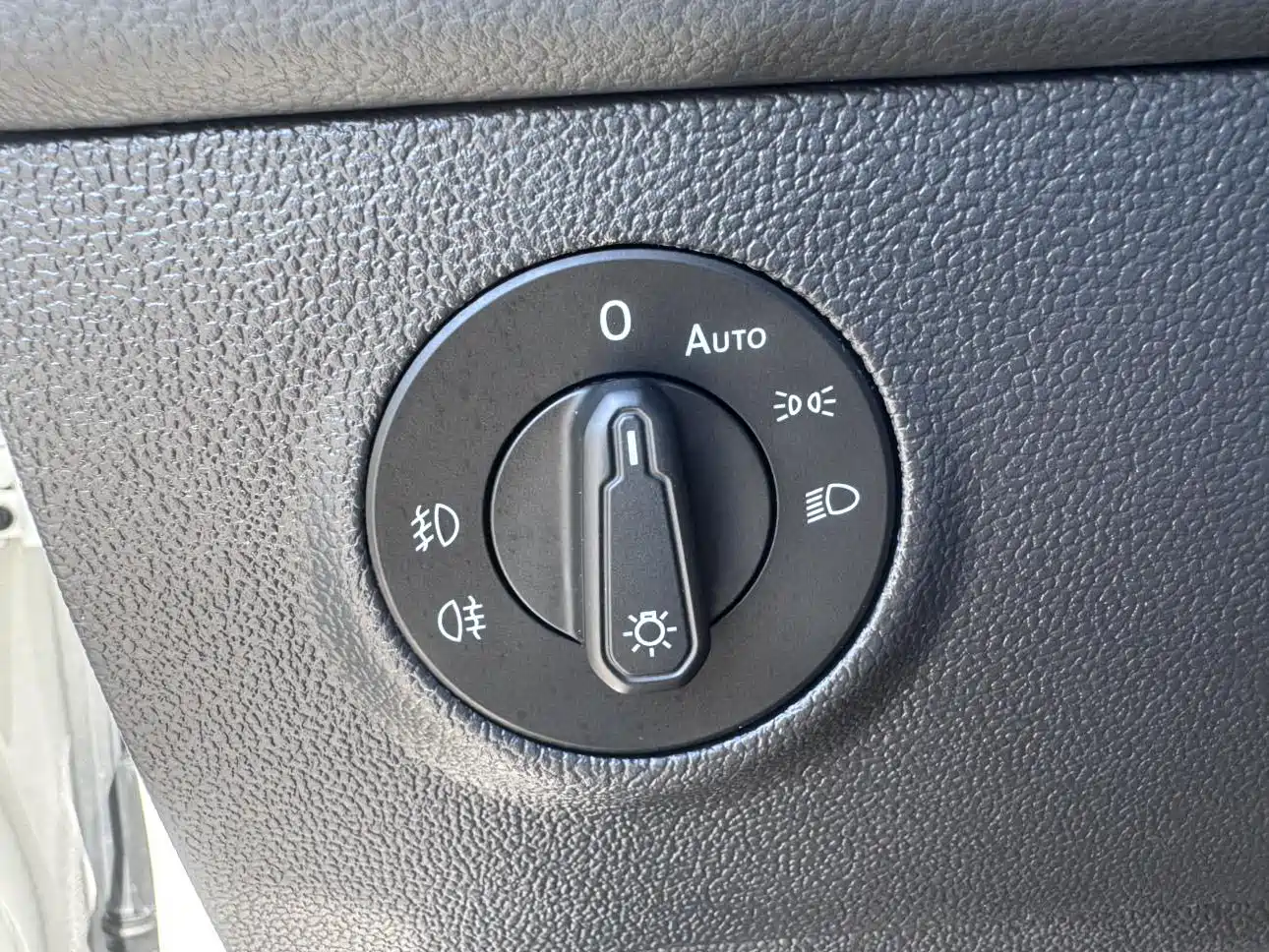 Volkswagen Tharu, миниатюра 24