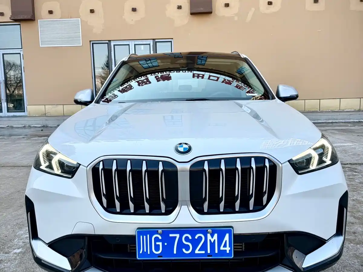 BMW X1 2023 sDrive20Li X Design Package фото 2