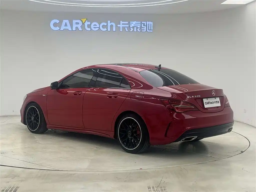 Mercedes-Benz CLA (Import) 2017 CLA 220 4MATIC фото 4