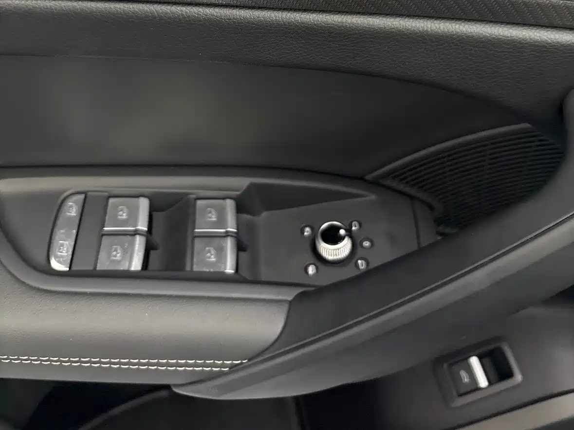 Audi Q5L 2026 2025 45 TFSI Luxury Dynamic