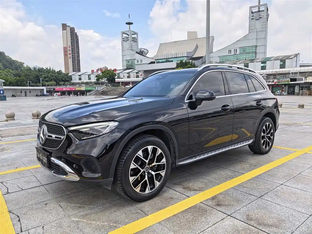 Mercedes-Benz GLC 2024 GLC 260 L 4MATIC Dynamic 5-seater
