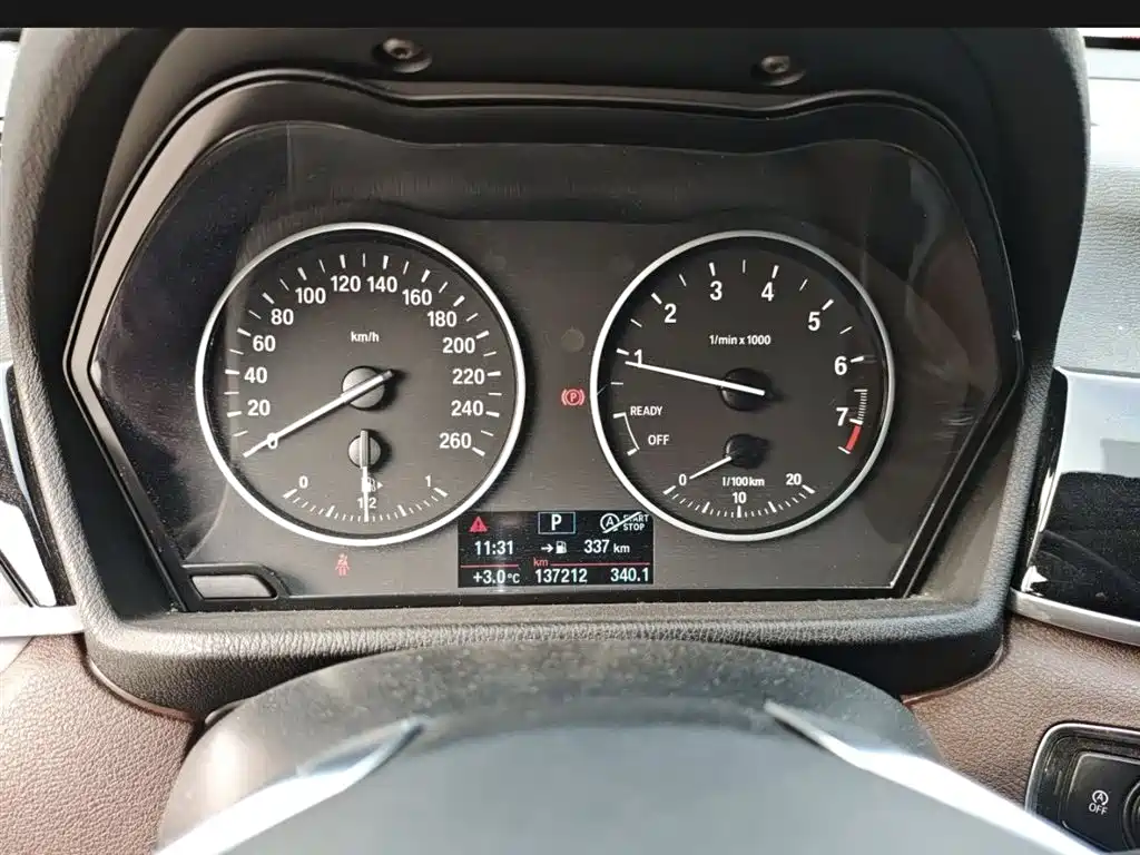 BMW X1 2018 sDrive18Li Premium Model фото 7