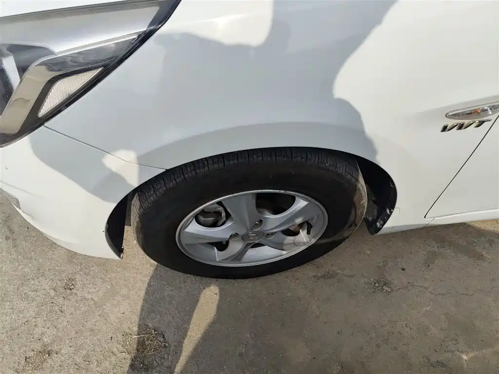 Hyundai Verna 2014 1.4L Automatic Smart GLS фото 25