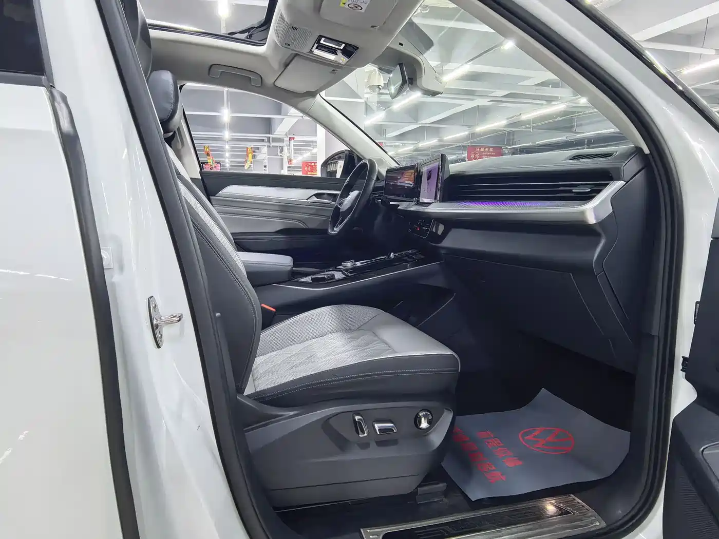 Volkswagen Talagon 2023 380TSI 4WD R-Line Touring Edition фото 26