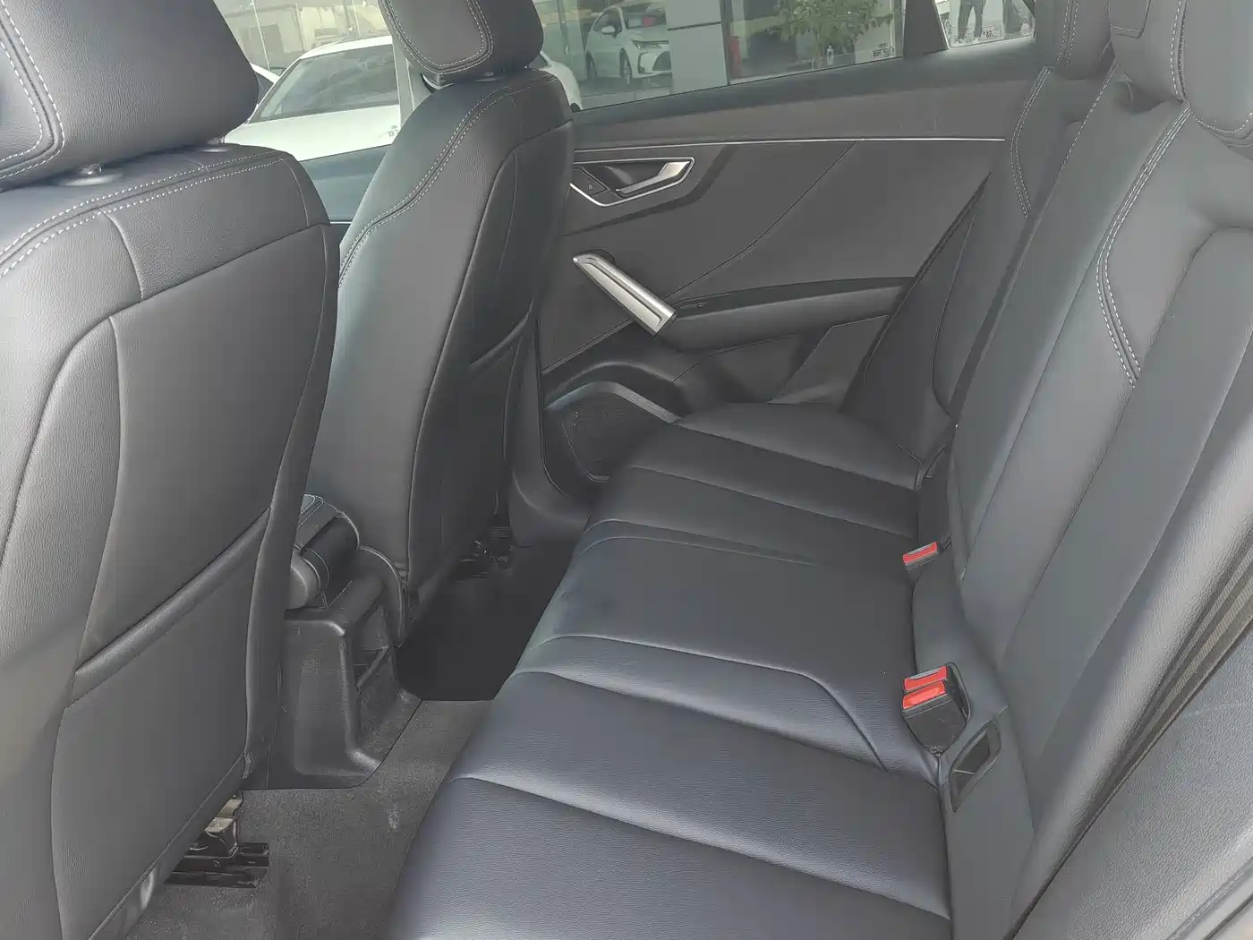 Audi Q2L 2020 35 TFSI Progressive Dynamic Model фото 6