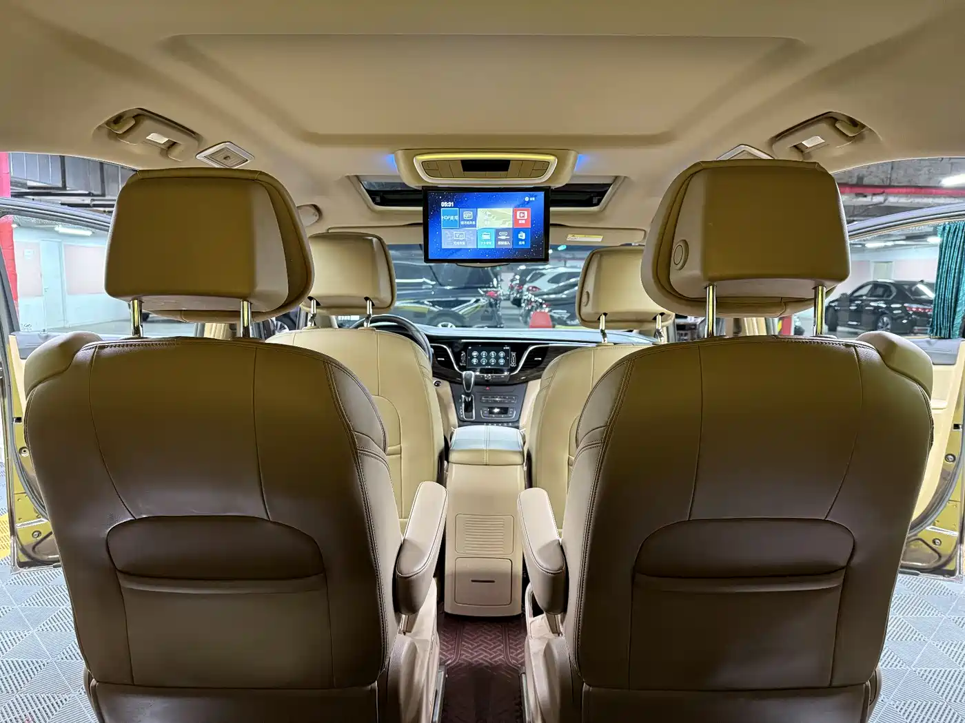 Buick GL8 2017 ES 28T Premium China V фото 33