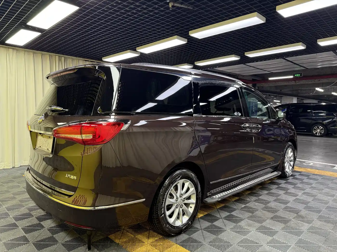 Buick GL8 2017 ES 28T Premium China V фото 9