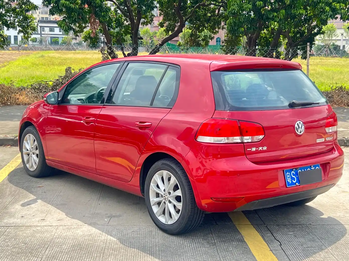 Фото 6 - Volkswagen Golf