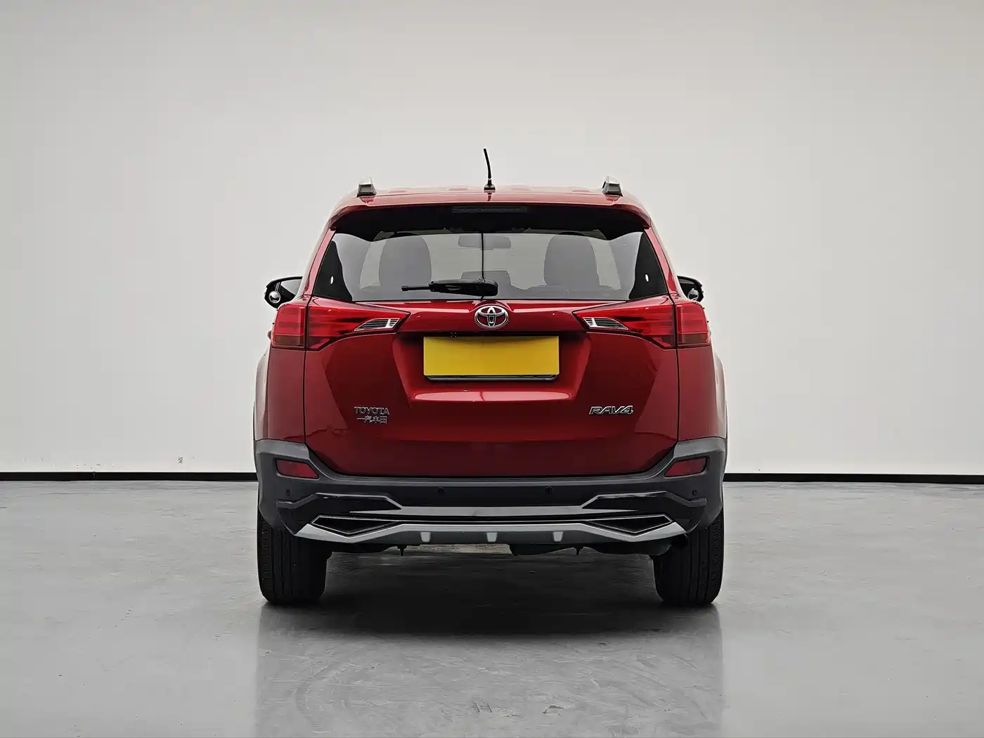 Toyota RAV4 Rongfang 2013 2.0L CVT 2WD Urban фото 19