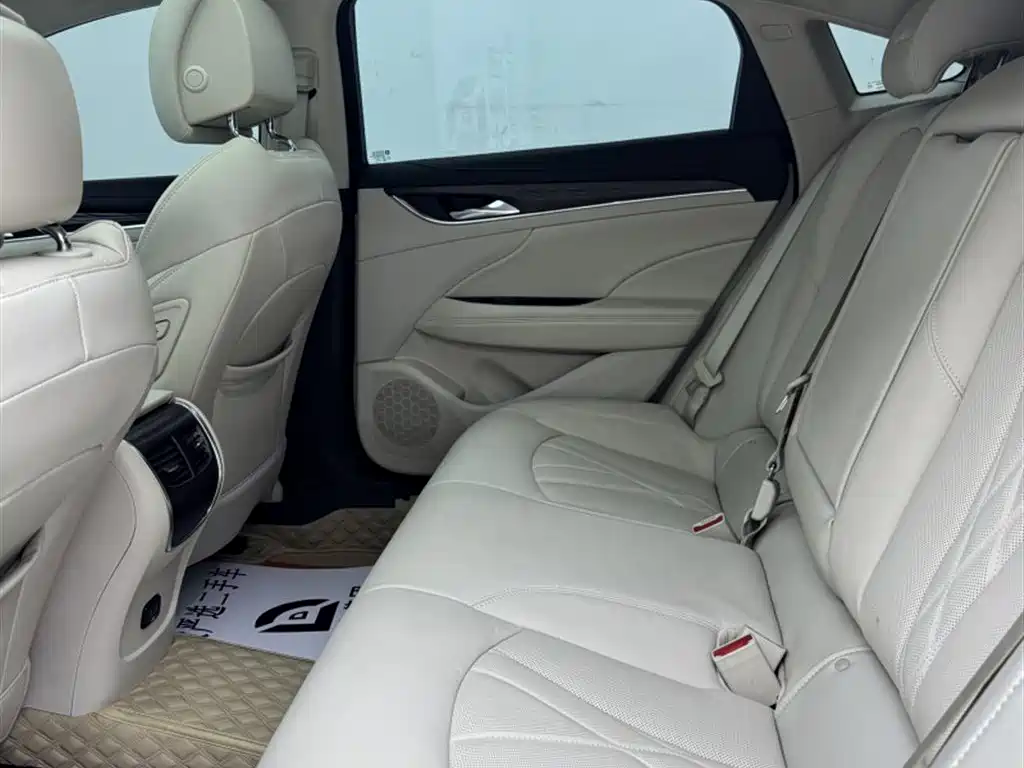 Buick LaCrosse 2022 Avenir First Edition фото 8