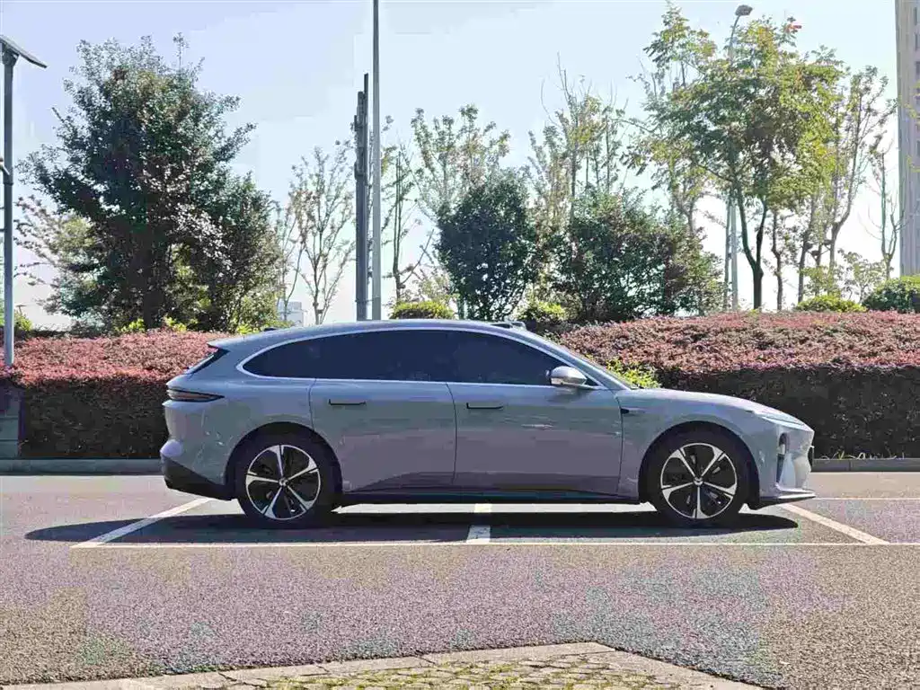 Фото 7 - NIO ET5T