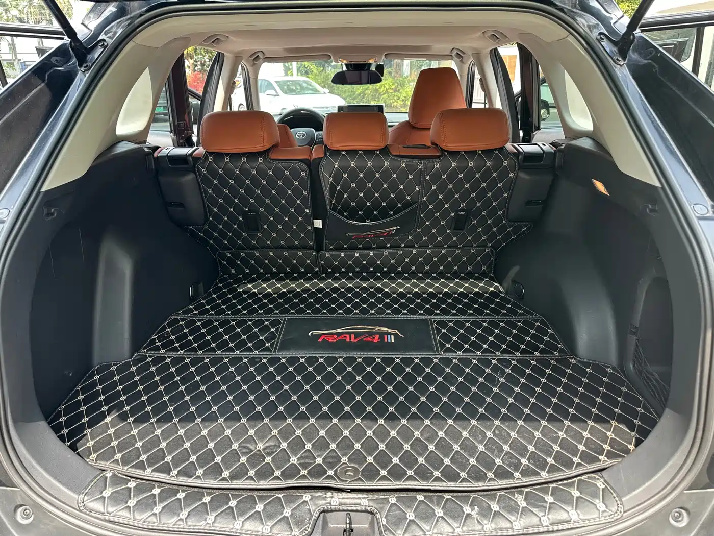 Toyota RAV4 Rongfang 2020 2.0L CVT 2WD Trend Edition фото 20