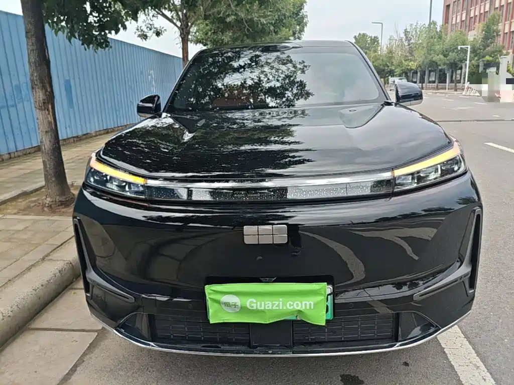 Geely Galaxy Galaxy M9 2025 2025 Base Model