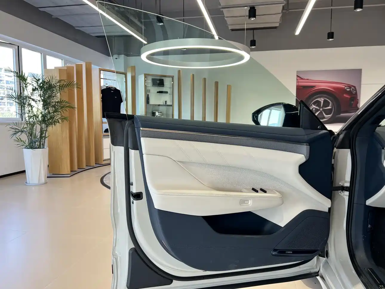 ZEEKR EXTREME KRYPTON 001