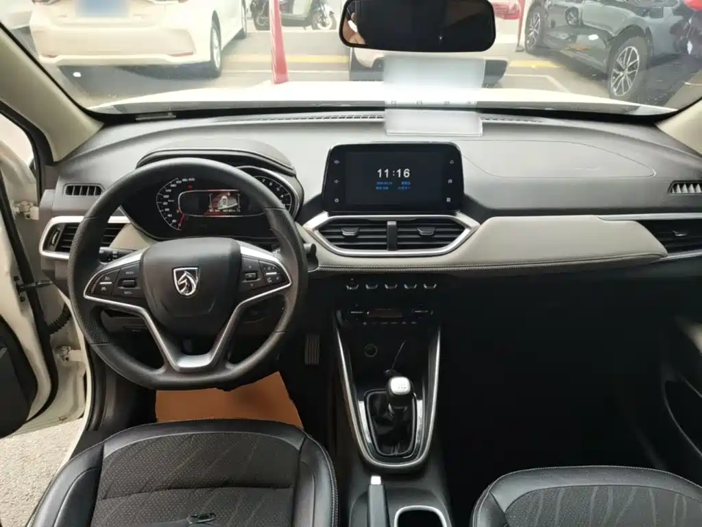 Baojun 510 2018 2017 1.5L Manual Fashion