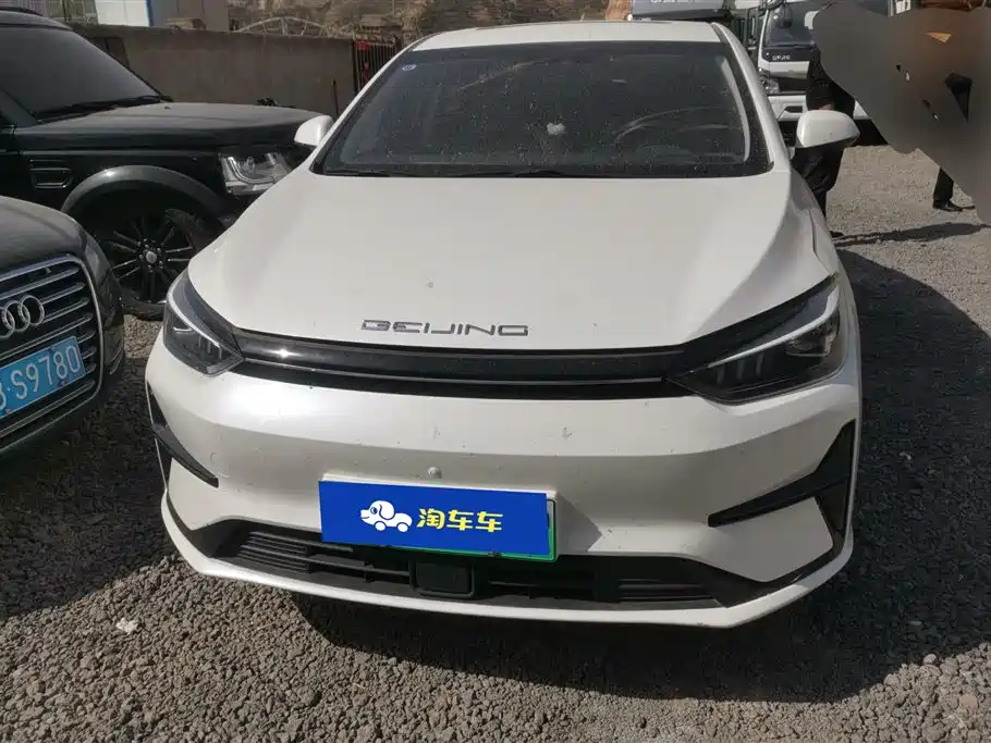 BAIC BEIJING EU5 PLUS