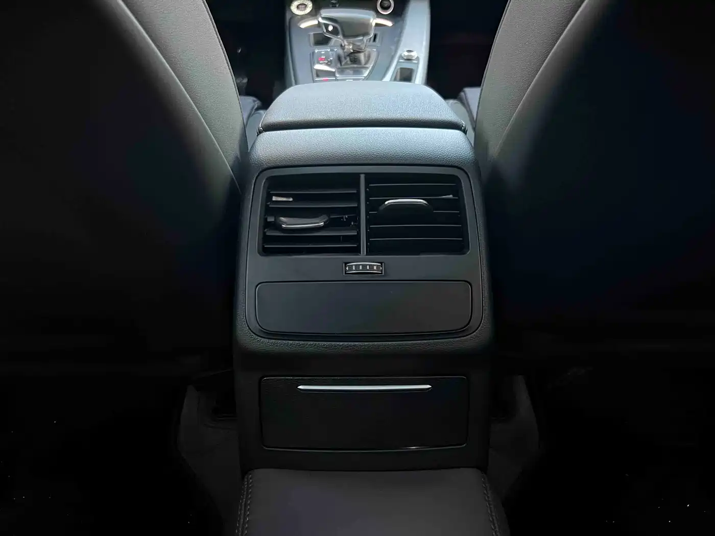 Audi A4L 2020 40 TFSI Fashion Elegance фото 28