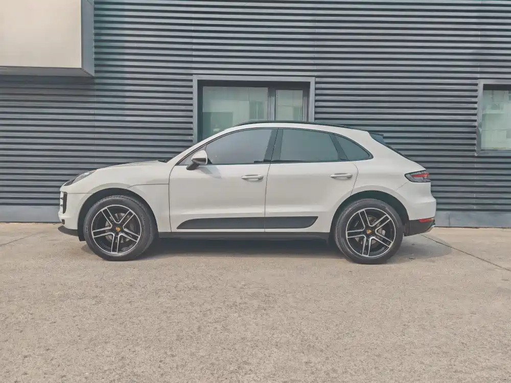 Porsche Macan 2021 Macan 2.0T фото 2