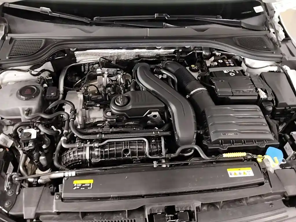 Photo 20 - Volkswagen Golf