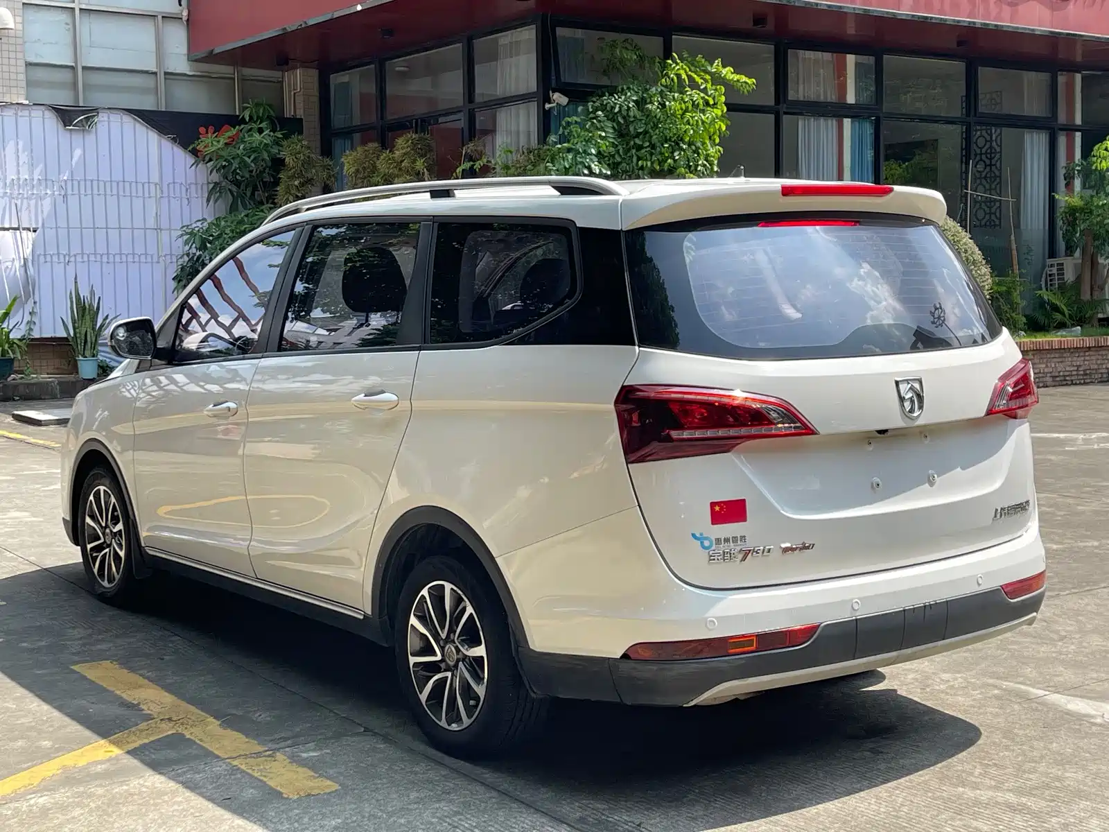 Фото 6 - Baojun 730