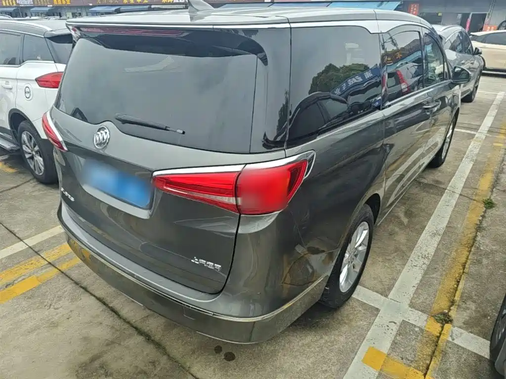 Buick GL8 2017 ES 28T Premium China V фото 5
