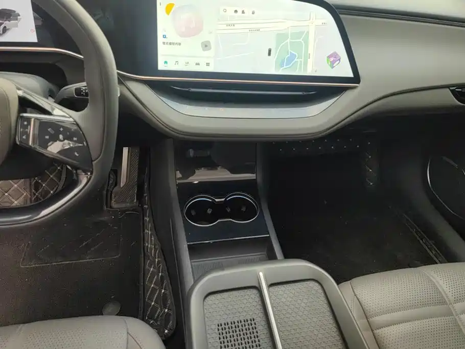 Hongqi EH7 2024 2024 Model 820 Pro